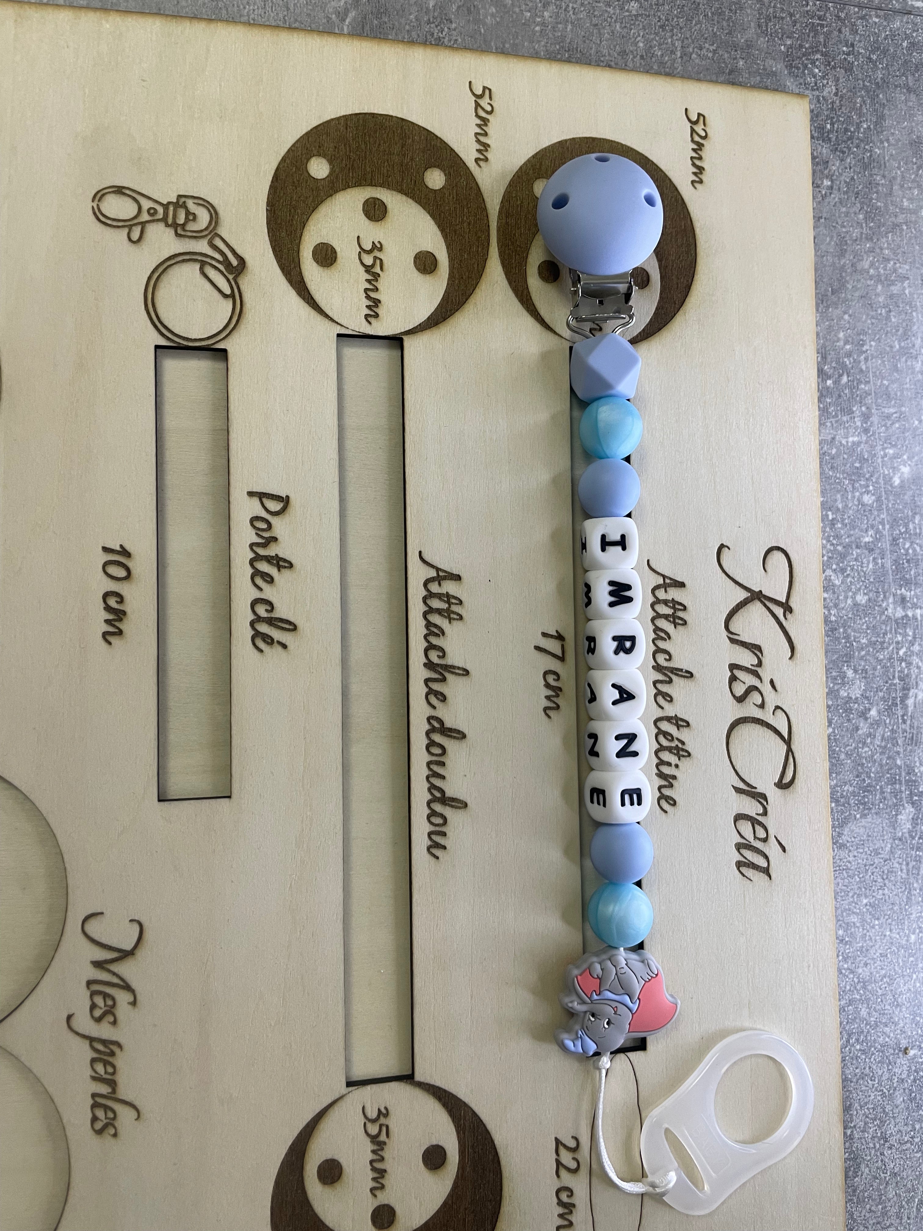 Attache tétine personnalisée